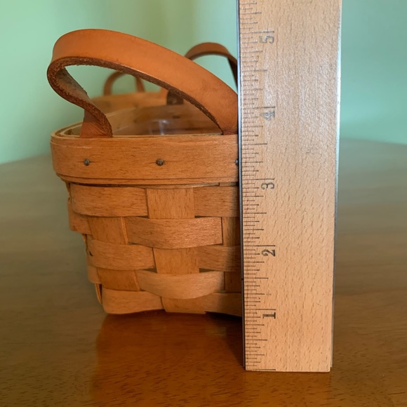 Longaberger Leather Handle Baskets with Liners (2) - Picture 8 of 10